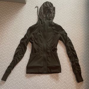 Lululemon dance studio jacket size 2